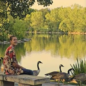 Meet your Posher, Cyrus